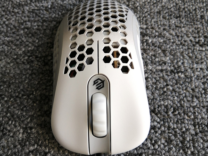 Pre-order: White G-Wolves Skoll Gaming Mouse – Focus on esports